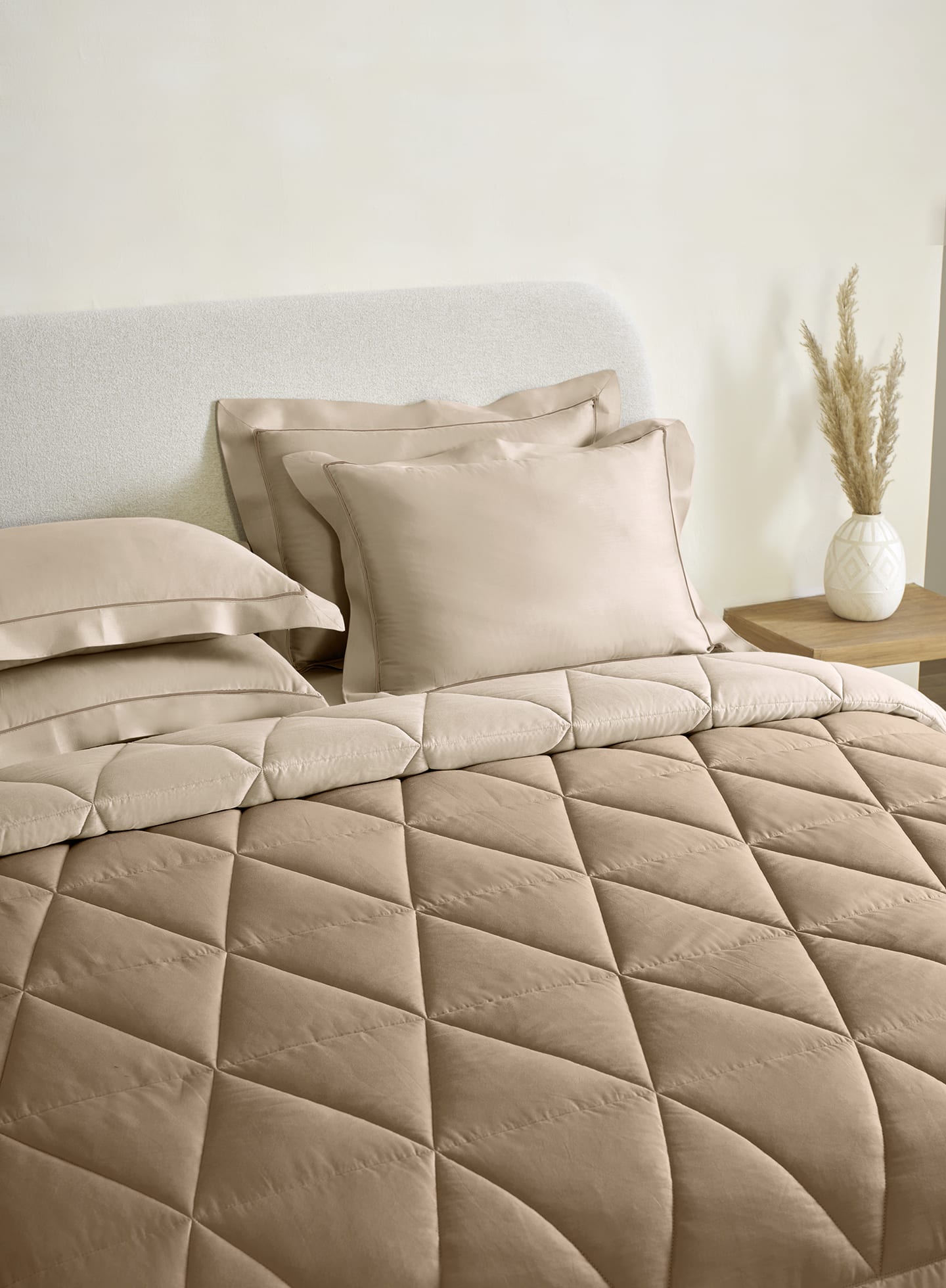 MONTAUK-AFFOGAT-ALMOND MILK DOUBLE COMFORTER BEDDING SET